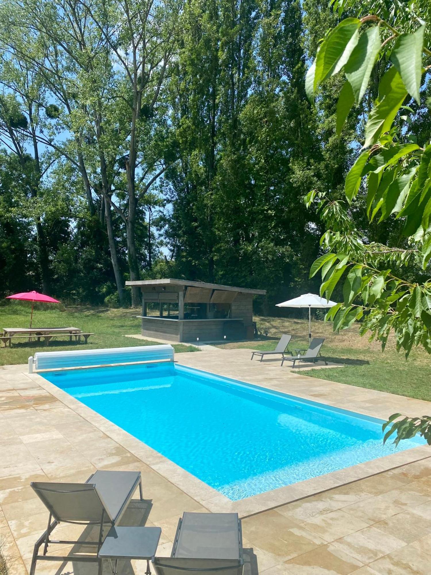 Bed and Breakfast Le Domaine De Moroges Exterior foto